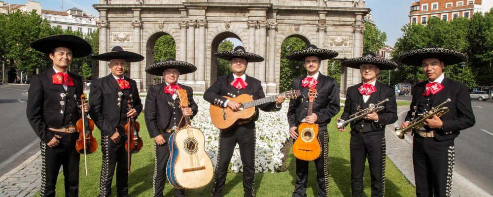Mariachis Puerta de Alcala